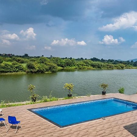 Saffronstays Rose Vineyard: Lakefront Pet-Friendly Villa in Nashik Exterior photo